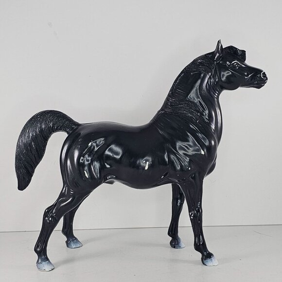 Hartland Regal Arabian Horse Black AS IS FLAWS - Picture 5 of 13